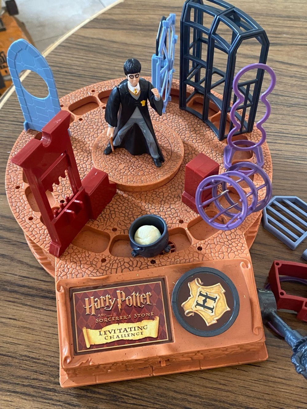 2001 Harry Potter Levitation Challenge Playset - Orange/Burgundy/Purple Accents